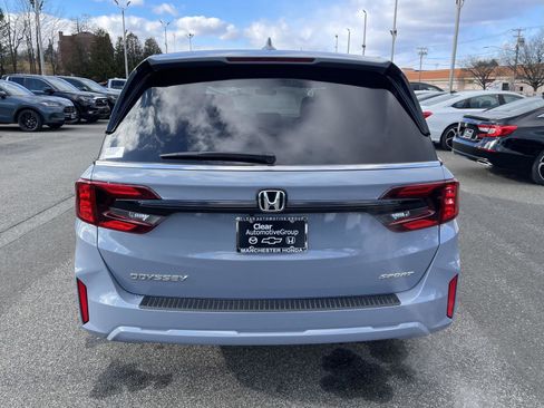 Used 2025 Honda Odyssey Sport-L image 23