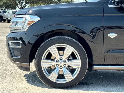 Used 2023 Ford Expedition Max King Ranch AWD/4WD image 10