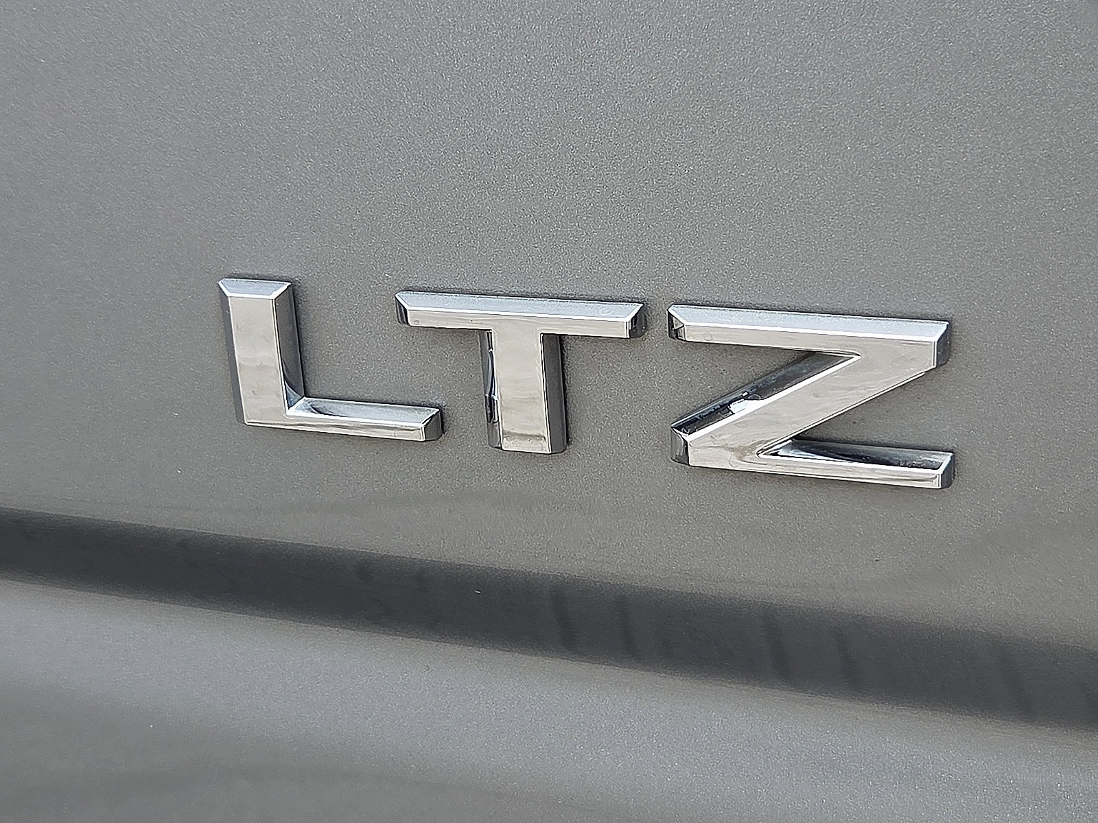 Used 2024 Chevrolet Silverado 2500 LTZ w/ LTZ Convenience Package AWD/4WD image 9