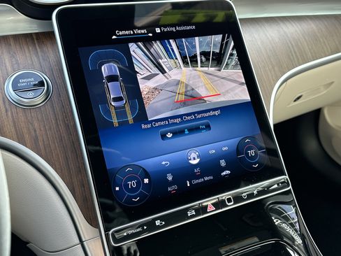 Certified 2025 Mercedes-Benz C 300 4MATIC Sedan image 22