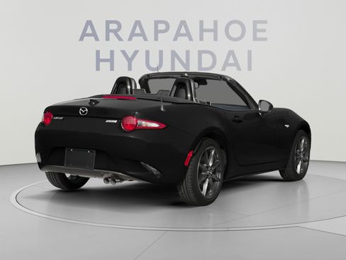 Used 2016 MAZDA MX-5 Miata Grand Touring RWD image 2