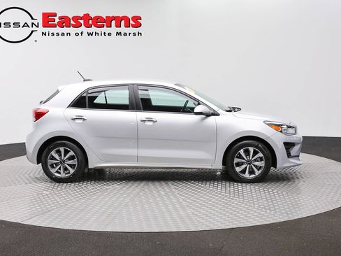 Used 2023 Kia Rio S w/ Technology Package FWD image 4