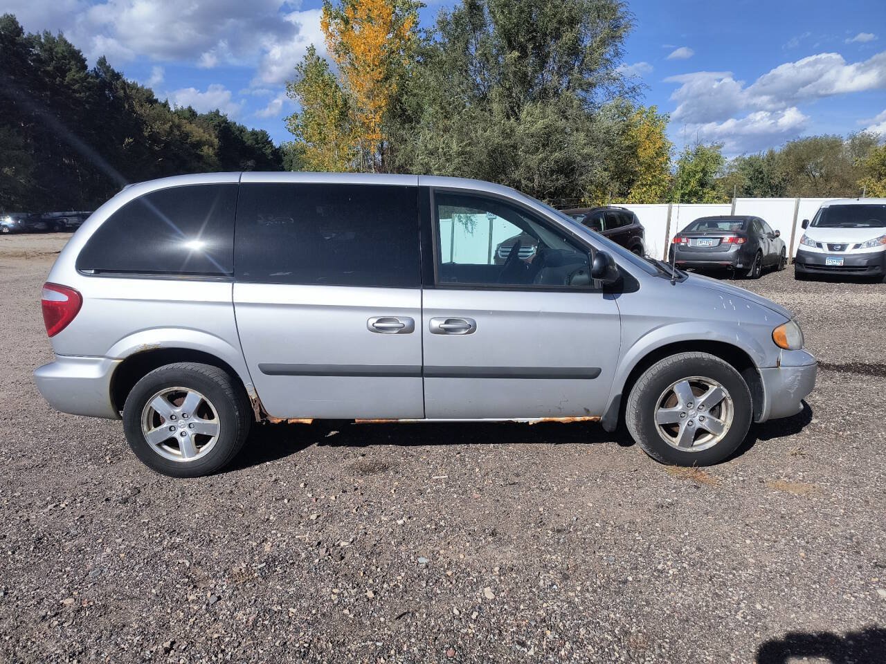 Used 2005 Dodge Caravan SXT FWD image 6