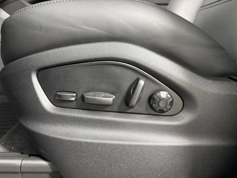 Certified 2026 Porsche Cayenne S AWD/4WD image 39