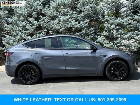 Used 2023 Tesla Model Y Long Range AWD/4WD image 10
