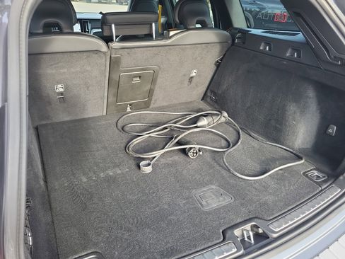 Certified 2021 Volvo V60 T8 Polestar image 25