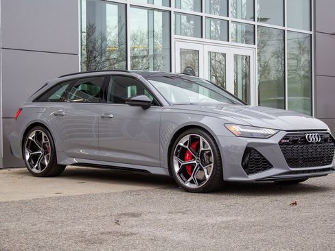 Used 2025 Audi RS 6 performance image 3