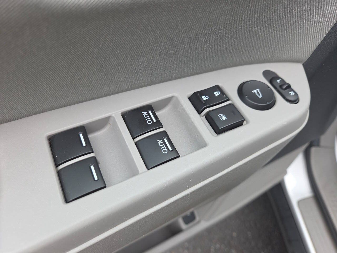 Used 2012 Honda Pilot EX image 17