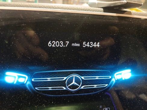 Certified 2021 Mercedes-Benz GLE 350 4MATIC image 11