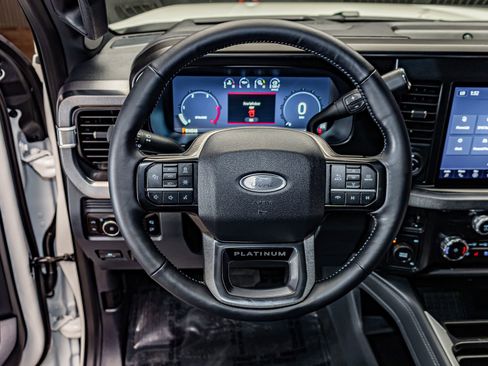 Used 2026 Ford F250 Platinum image 18