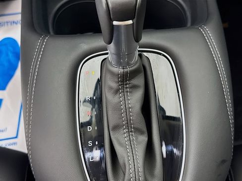 Certified 2026 Honda HR-V EX-L image 22