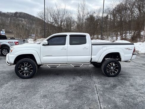Used 2012 Toyota Tacoma 4x4 Double Cab image 2