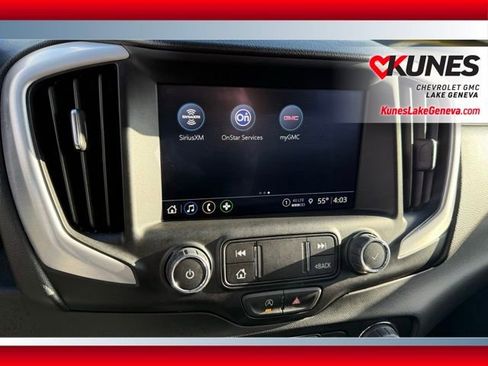 Used 2024 GMC Terrain SLT image 32