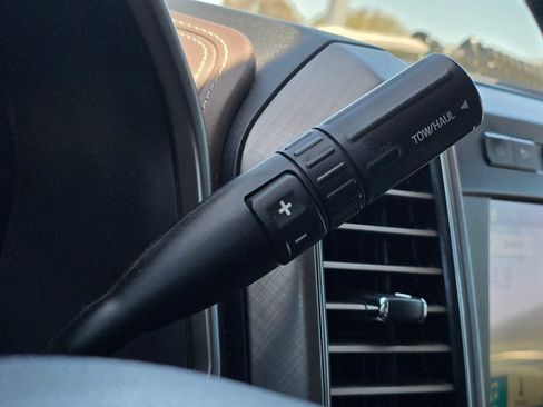 Used 2019 Ford F450 Limited w/ FX4 Off-Road Package image 32