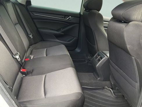 Used 2020 Honda Accord EX image 29