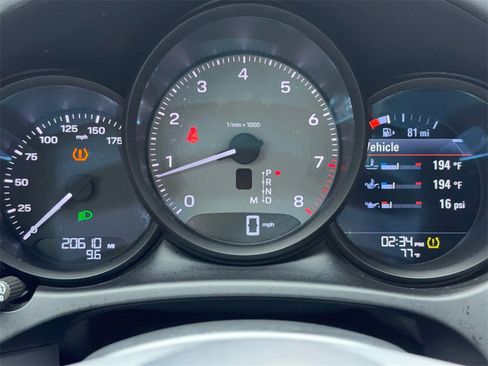 Used 2022 Porsche Macan S image 21