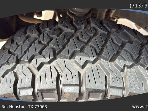 Used 2018 Jeep Wrangler Unlimited Sport S image 17