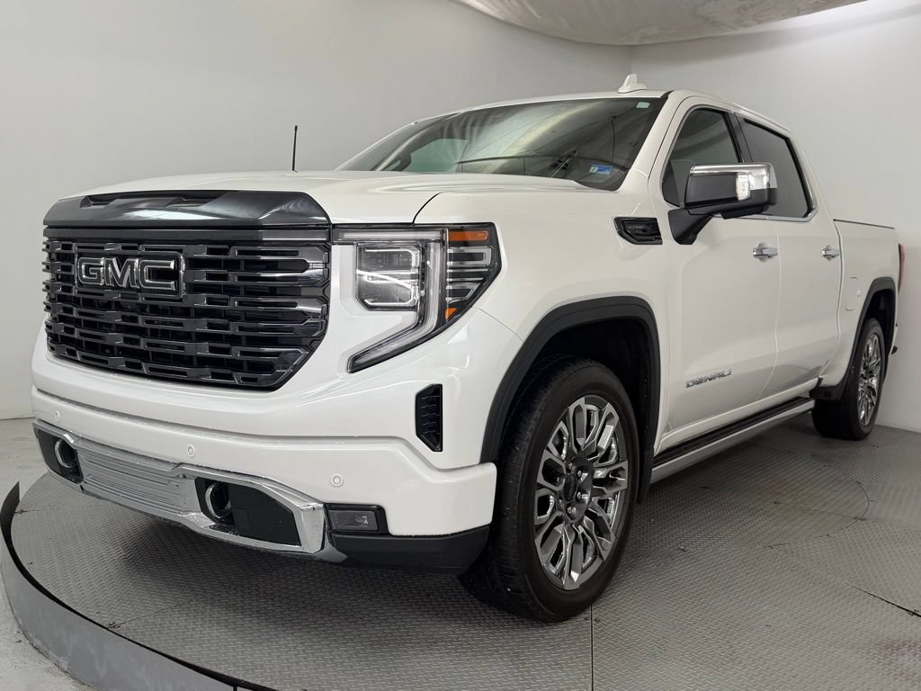 Used 2024 GMC Sierra 1500 Denali Ultimate AWD/4WD image 3