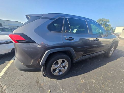 Used 2022 Toyota RAV4 XLE w/ Convenience Package AWD/4WD image 9
