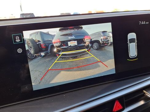 Used 2025 Kia Sorento S w/ Panoramic Sunroof Package FWD image 19