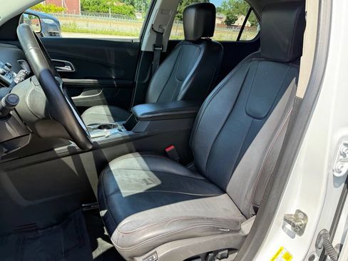 Used 2017 Chevrolet Equinox LT w/ Sport Edition FWD image 20