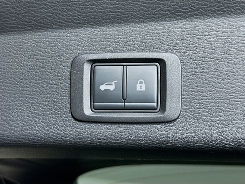 Used 2024 Mitsubishi Outlander SE AWD/4WD image 29
