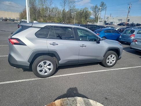 Used 2024 Toyota RAV4 LE image 9