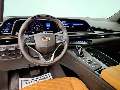 Used 2024 Cadillac Escalade Sport w/ Touring Package AWD/4WD image 11