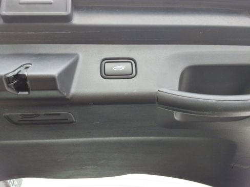 Used 2023 Hyundai Tucson Limited image 24