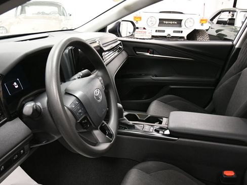 Certified 2025 Toyota Camry LE image 18