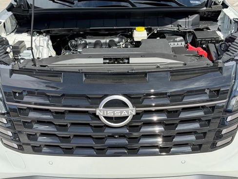 New 2026 Nissan Pathfinder Platinum AWD/4WD image 29