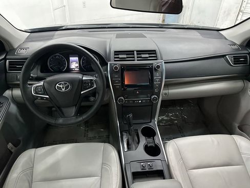 Used 2015 Toyota Camry XLE FWD image 19