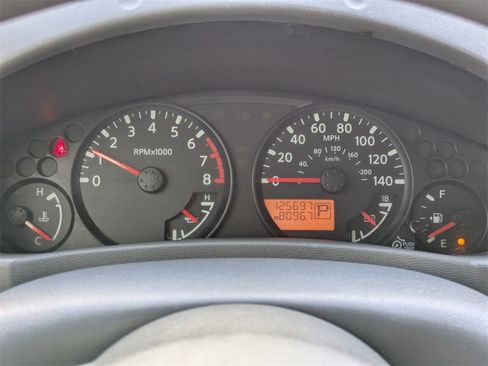 Used 2018 Nissan Frontier SV image 31