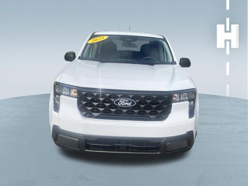 Used 2025 Ford Maverick XL FWD image 3