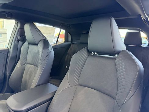 New 2026 Toyota C-HR AWD/4WD image 19