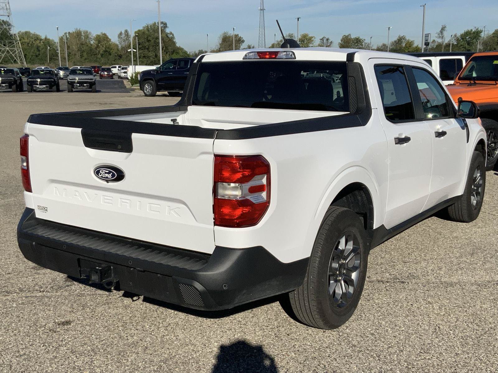 Used 2025 Ford Maverick XLT w/ Equipment Group 301A AWD/4WD image 13