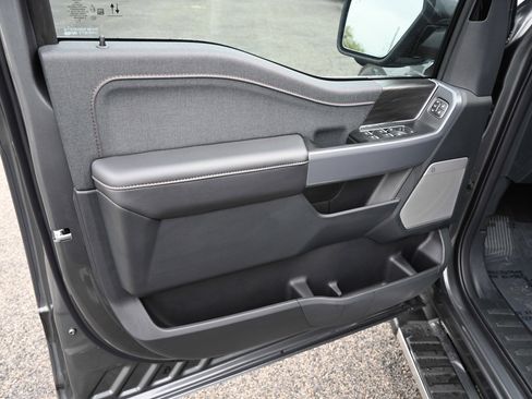 New 2025 Ford F150 Lariat w/ Equipment Group 501A Mid image 15