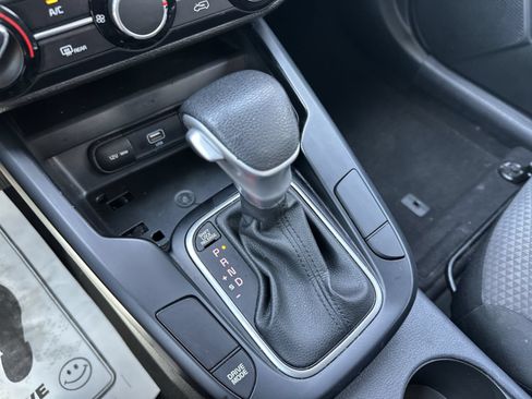 Used 2022 Kia Soul LX w/ Technology Package FWD image 20