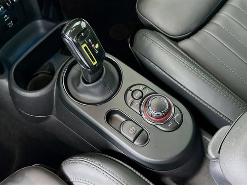 Used 2022 MINI Cooper SE FWD image 17