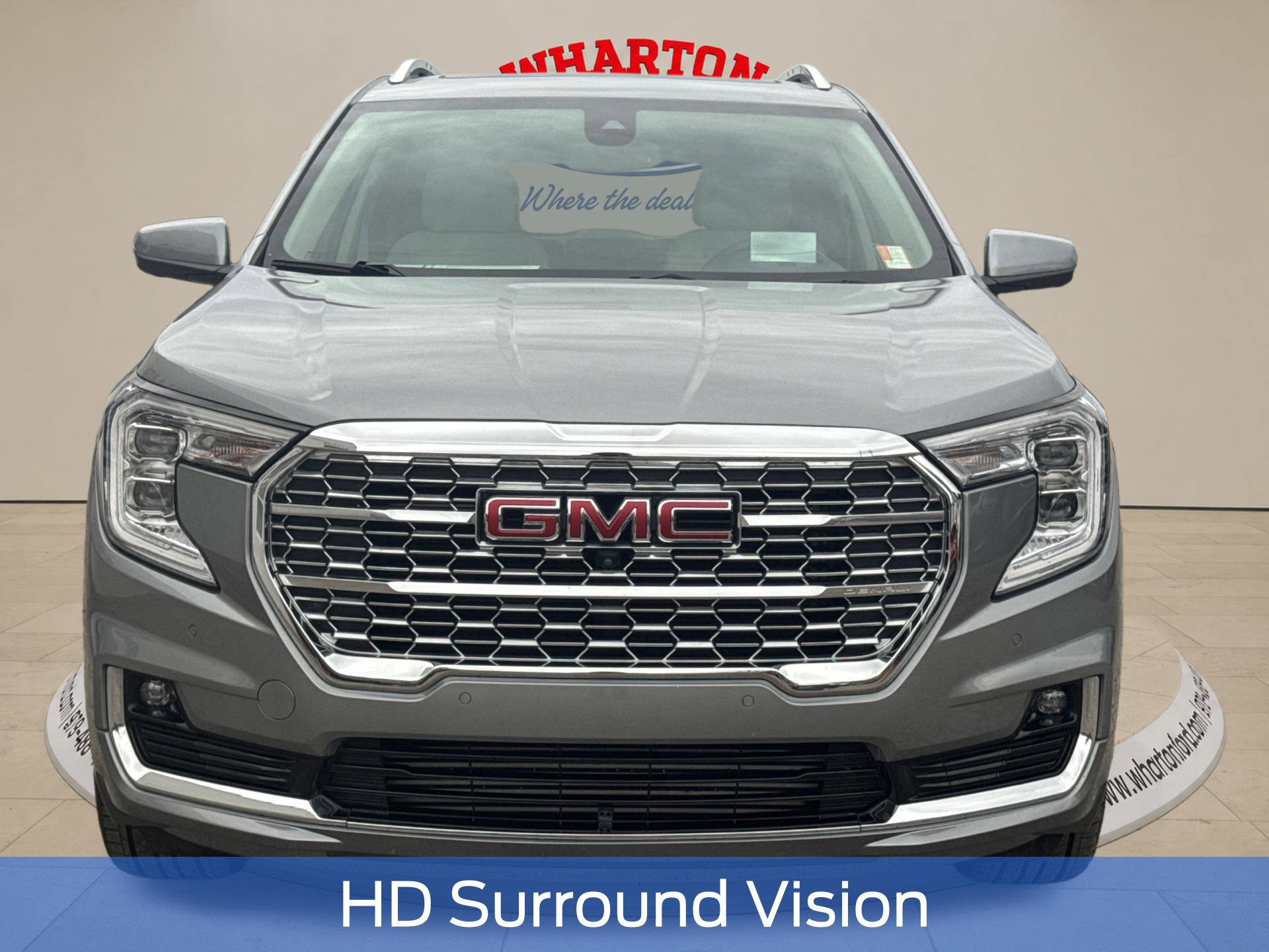 Used 2024 GMC Terrain Denali w/ Denali Premium Package AWD/4WD image 10