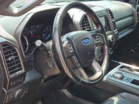 Used 2021 Ford Expedition Limited RWD image 10