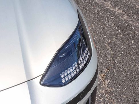 Certified 2023 Hyundai Ioniq 6 SEL image 13