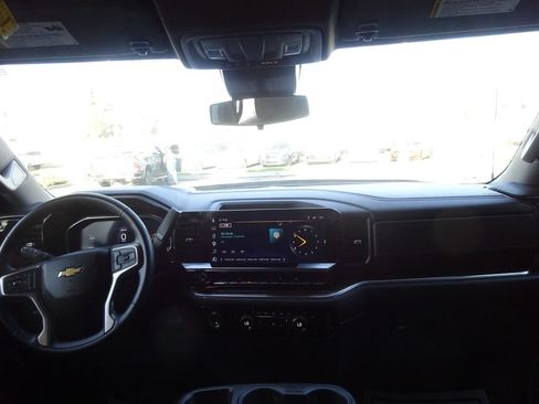 Certified 2023 Chevrolet Silverado 1500 LT RWD image 23
