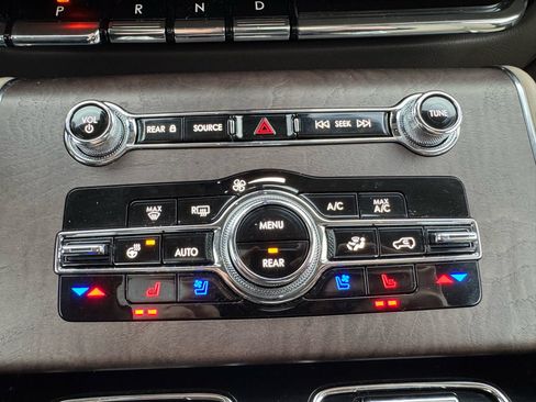 Used 2024 Lincoln Aviator Reserve w/ Equipment Group 201A image 28