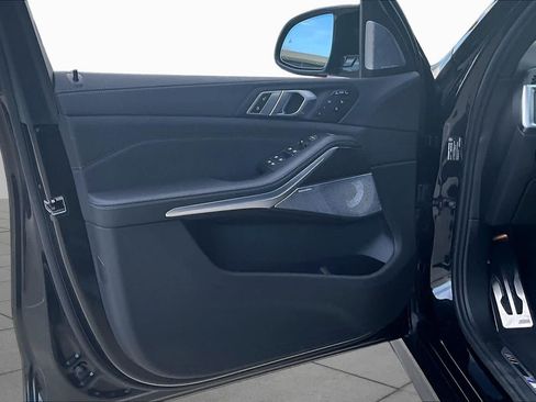 Used 2026 BMW X7 M60i AWD/4WD image 24