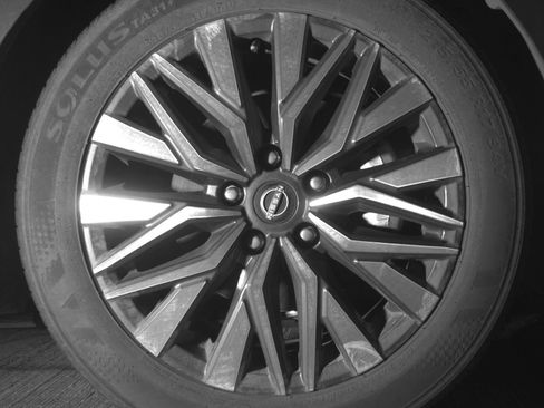 Used 2025 Nissan Altima 2.5 SV image 13