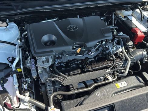 Used 2024 Toyota Camry XLE w/ Cold Weather Package FWD image 35