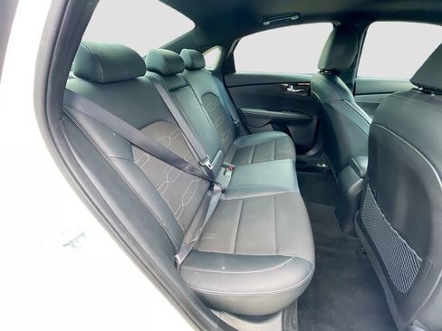 Used 2023 Kia Forte GT-Line w/ GT-Line Premium Package FWD image 28