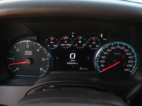 Used 2020 Chevrolet Tahoe Premier AWD/4WD image 11