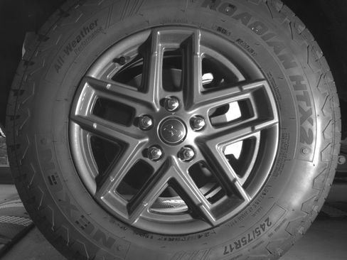 Used 2025 Jeep Wrangler Unlimited Sport AWD/4WD image 12